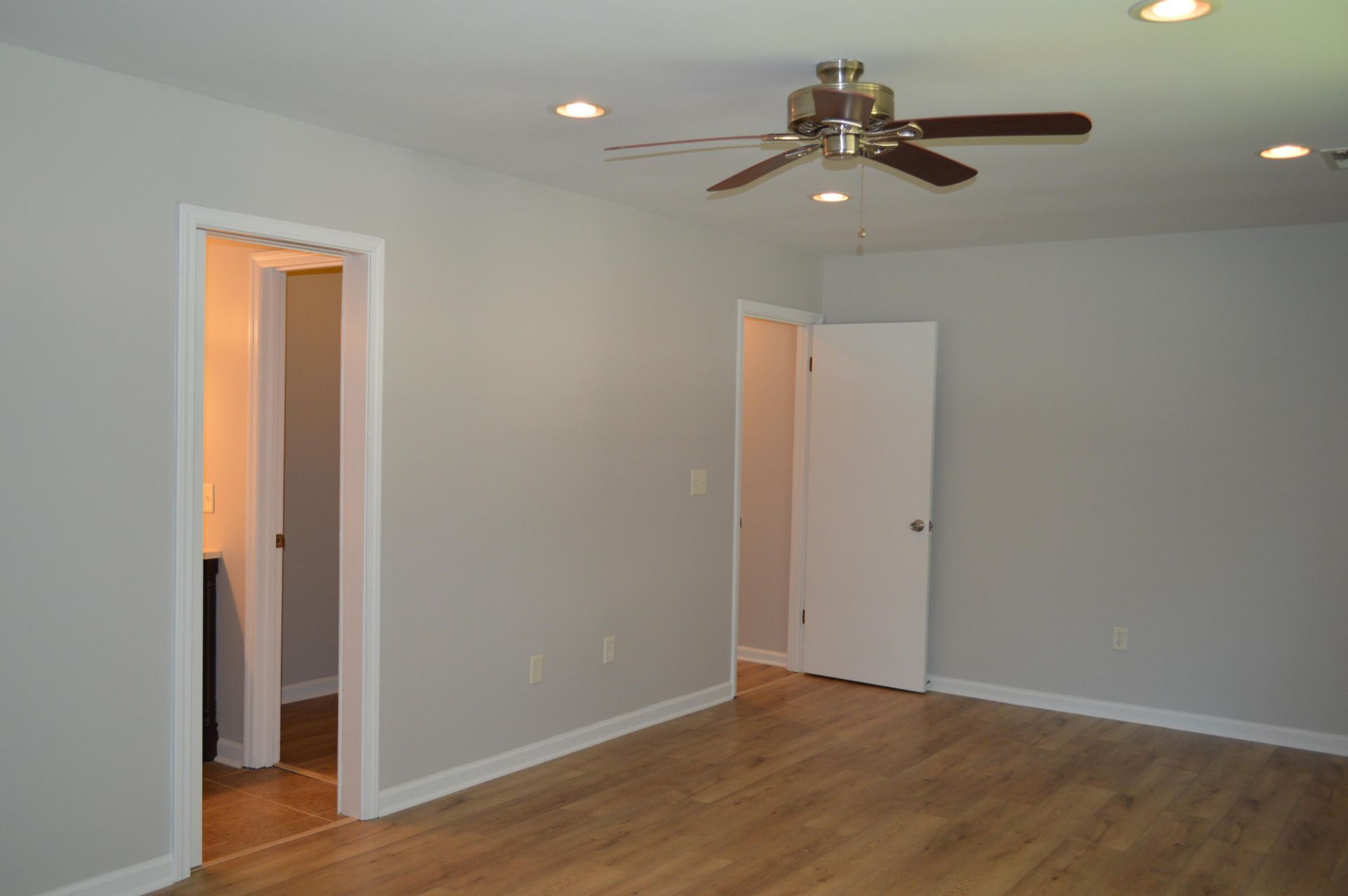 1777 Banbury Road Photo 18