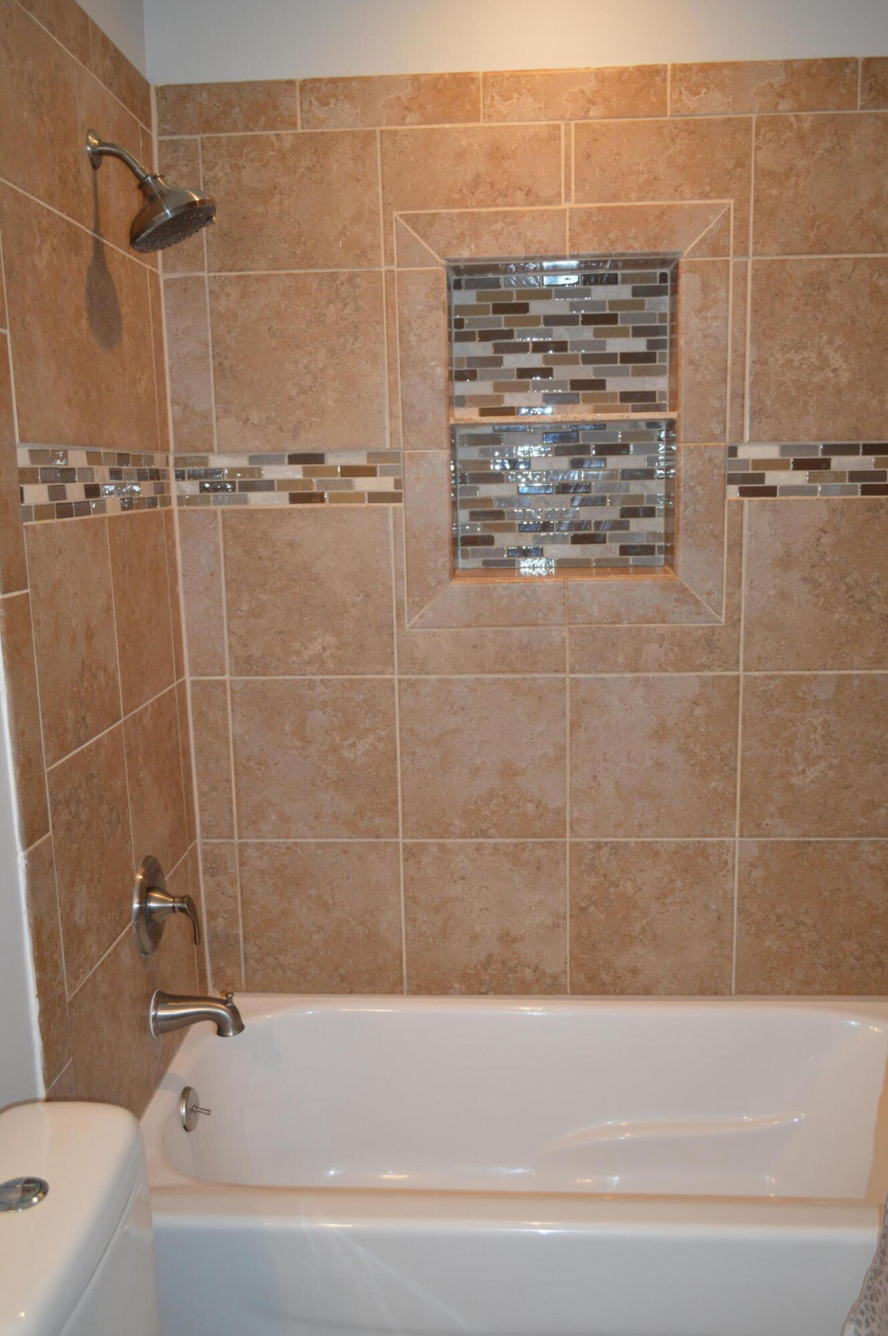 1777 Banbury Road Photo 9