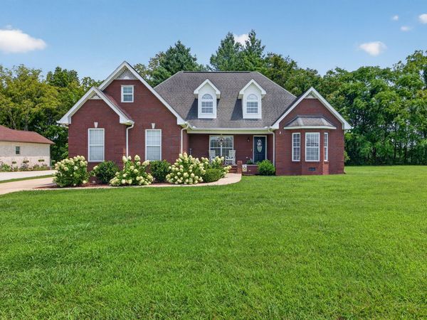 1005 Heathwood West Dr , Cookeville, TN 38506