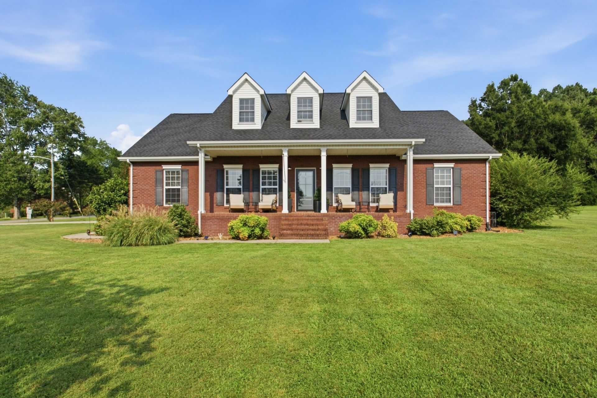 549 Lee Ln , Huntland, TN 37345 Main Photo