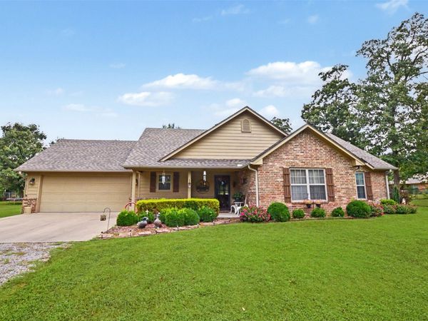 12960 W Southern Oaks , Tahlequah, OK 74464