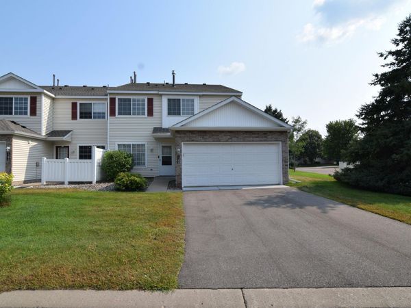1388 Elmwood Avenue , Shakopee, MN 55379