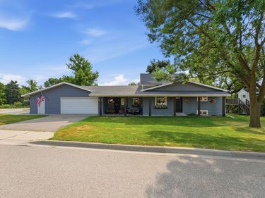 505 Ash Street SE, New London, MN 56273