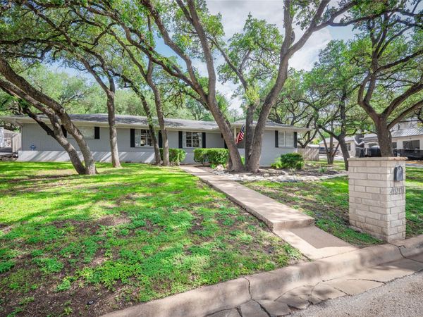 4901 Timberline DR, Austin, TX 78746