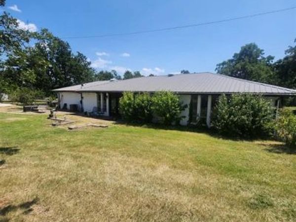 13904 S Dobbs Road, McLoud, OK 74851