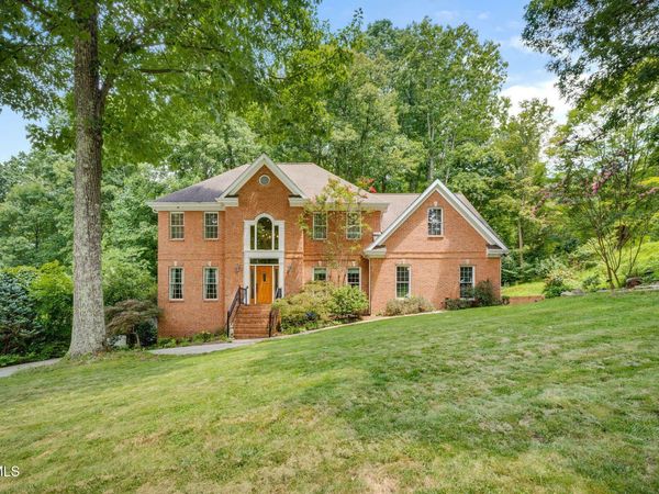 1808 Bramblewood Drive, Kingsport, TN 37660