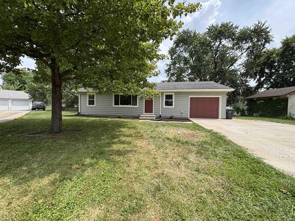 124 Rolling Hills Avenue, Columbia City, IN 46725