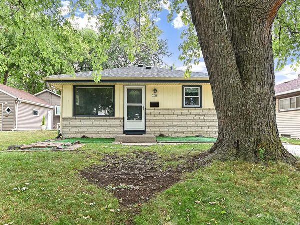 3746 S 92nd STREET, Milwaukee, WI 53228