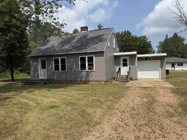 5231 BEACH ROAD, Wisconsin Rapids, WI 54494