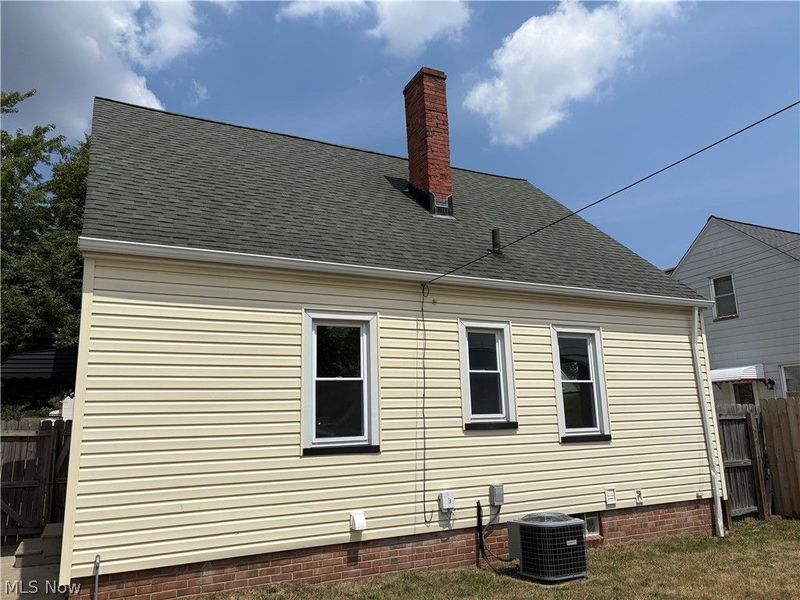 3007 Ingleside Drive , Parma, OH 44134 Photo 5
