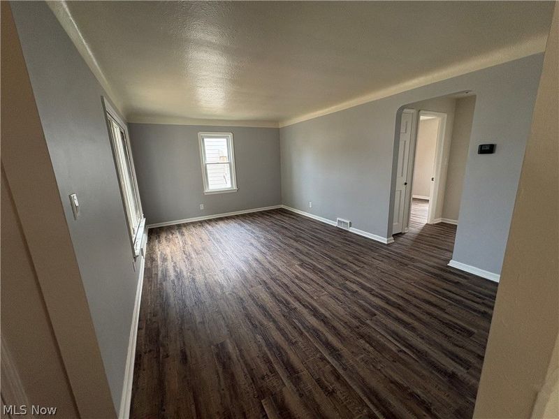 3007 Ingleside Drive , Parma, OH 44134 Photo 8
