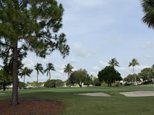 2525 Seminole Circle, West Palm Beach, FL 33409 Photo