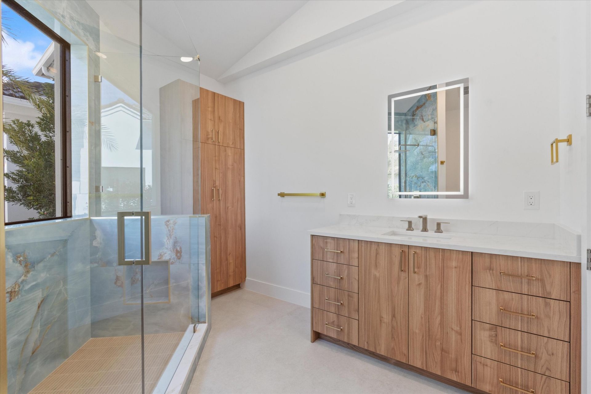 2525 Seminole Circle, West Palm Beach, FL 33409 Photo
