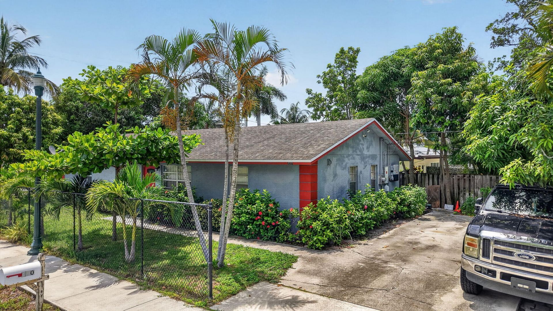 310 SE 8th Street, Delray Beach, FL 33483 Photo