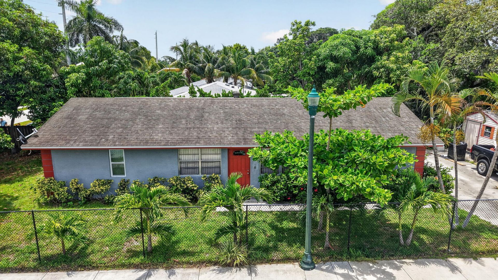 310 SE 8th Street, Delray Beach, FL 33483 Photo
