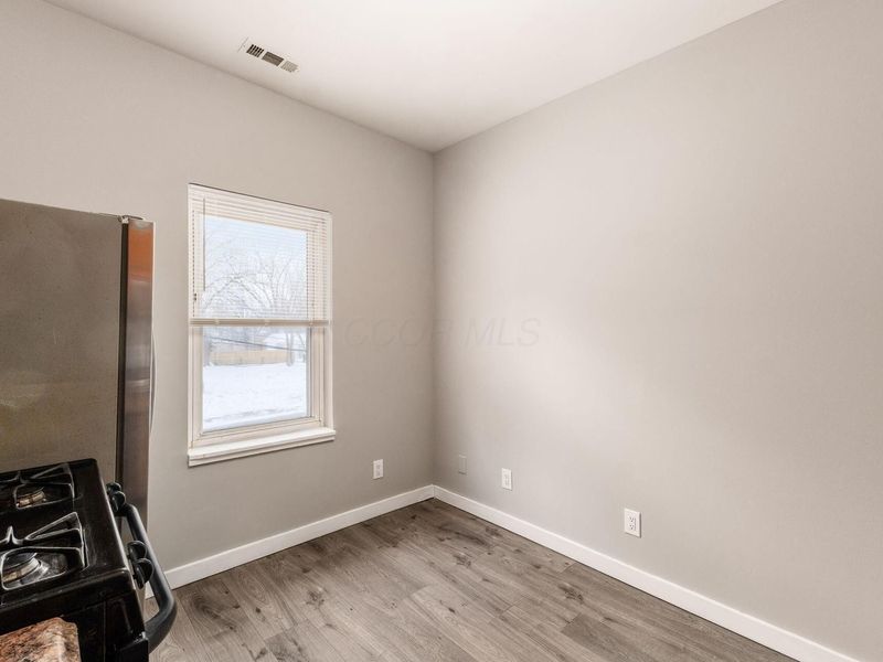 3244 E 5th Avenue, Columbus, OH 43219 Photo 15