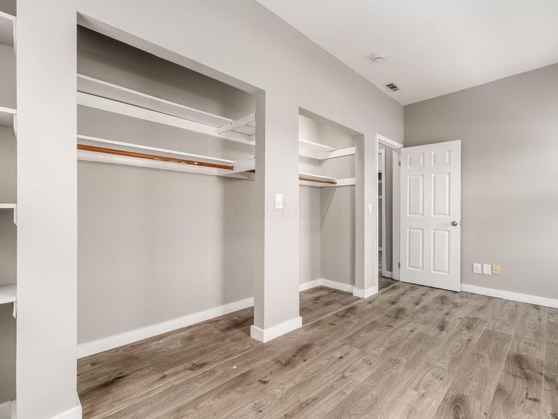 3244 E 5th Avenue, Columbus, OH 43219 Photo 17