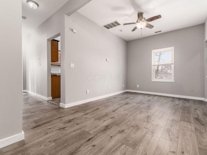 3244 E 5th Avenue, Columbus, OH 43219 Photo 6