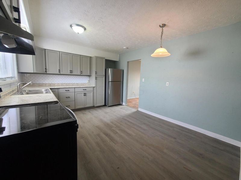 1868 Argyle Drive, Columbus, OH 43219 Photo 9