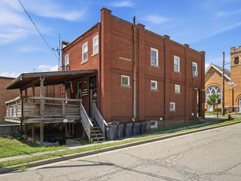 201 W Market Street , Baltimore, OH 43105 Photo 3