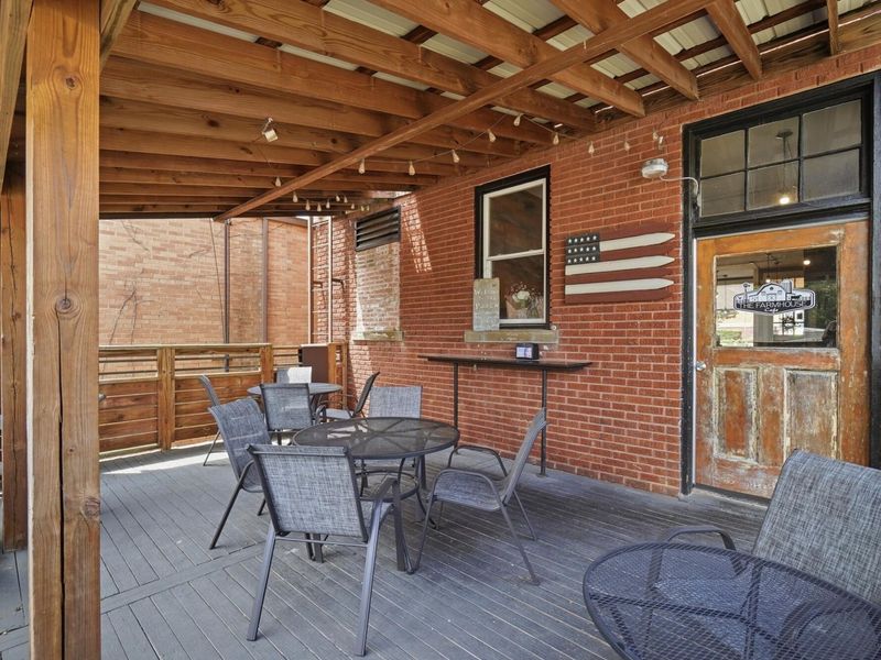 201 W Market Street , Baltimore, OH 43105 Photo 36
