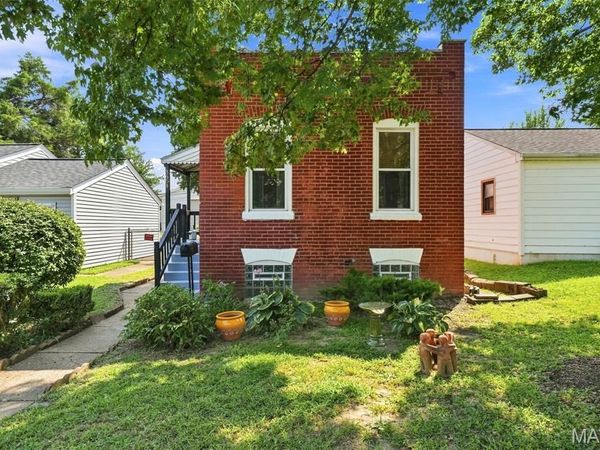 3654 Roswell Avenue , St Louis, MO 63116