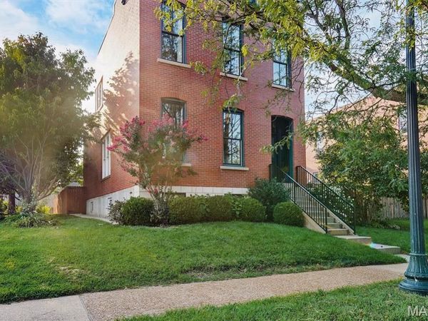 1315 Dolman Street , St Louis, MO 63104