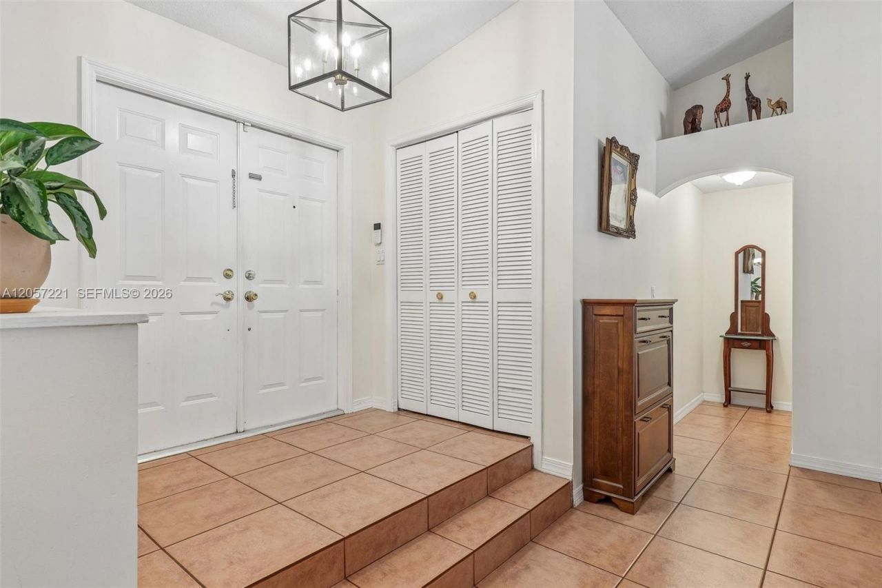 13100 NW 11th Dr, Sunrise, FL 33323 Photo