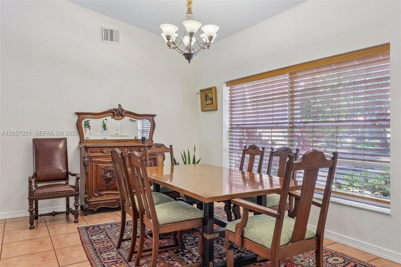 13100 NW 11th Dr, Sunrise, FL 33323 Photo