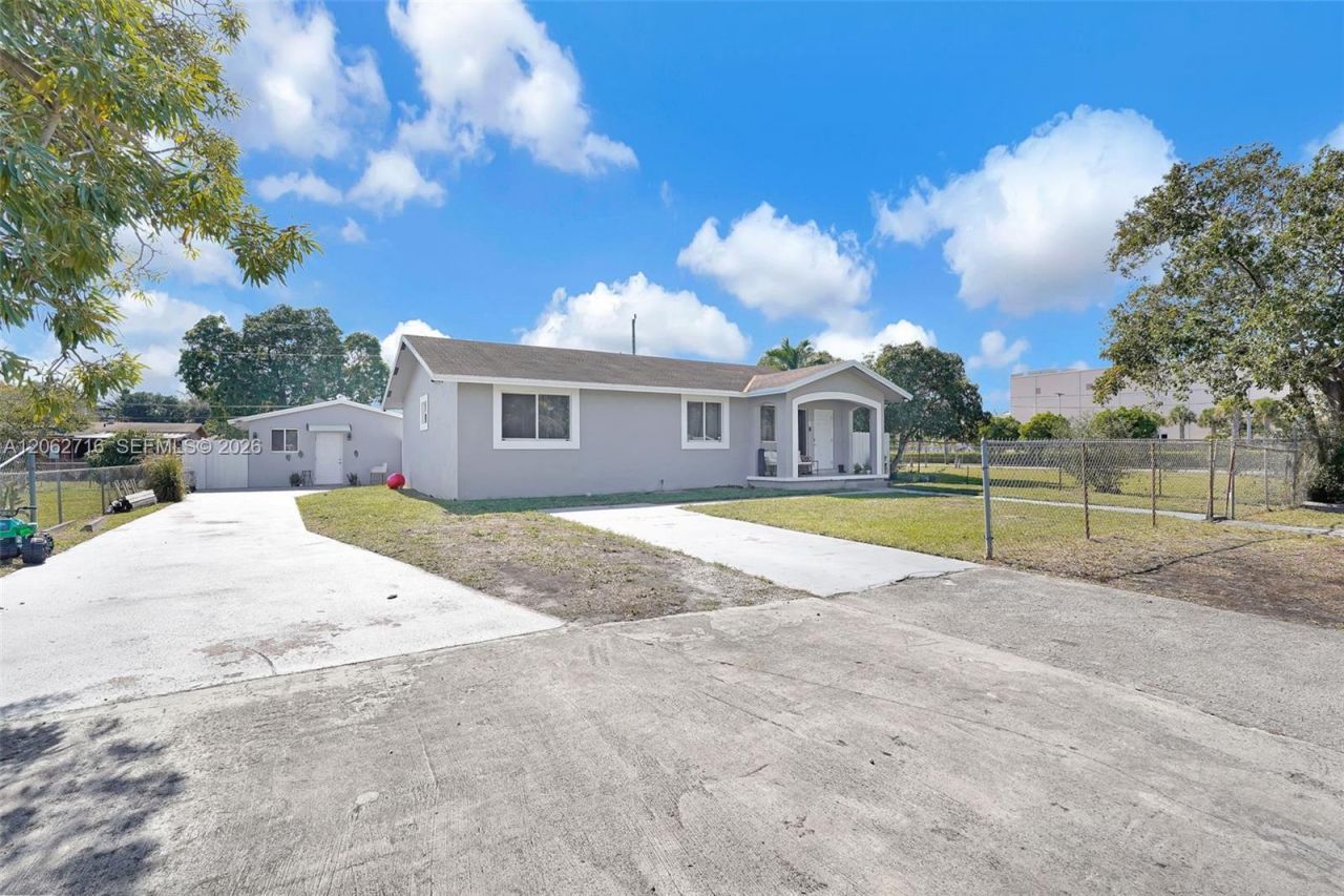 3280 NW 213th Ter, Miami Gardens, FL 33056 Photo
