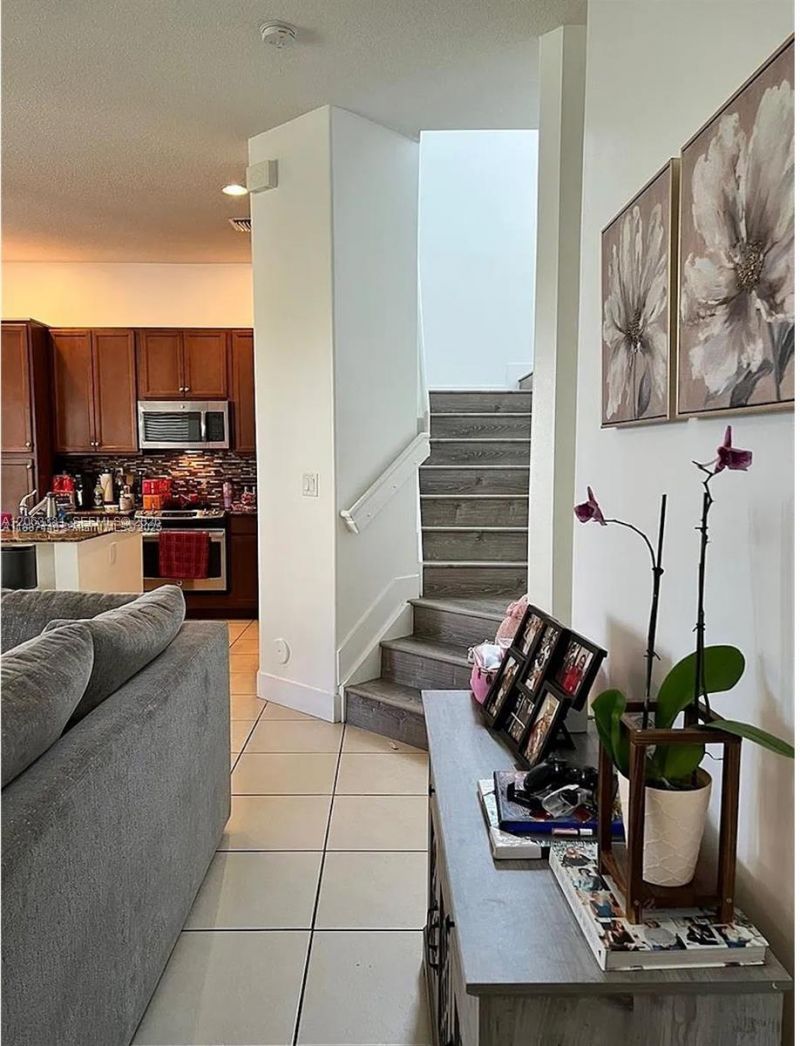 3214 W 97th St, Unit 3214, Hialeah, FL 33018 Photo