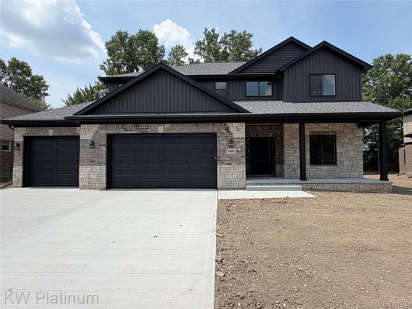 3418 Round Tree Drive, China Township, Mi 48054