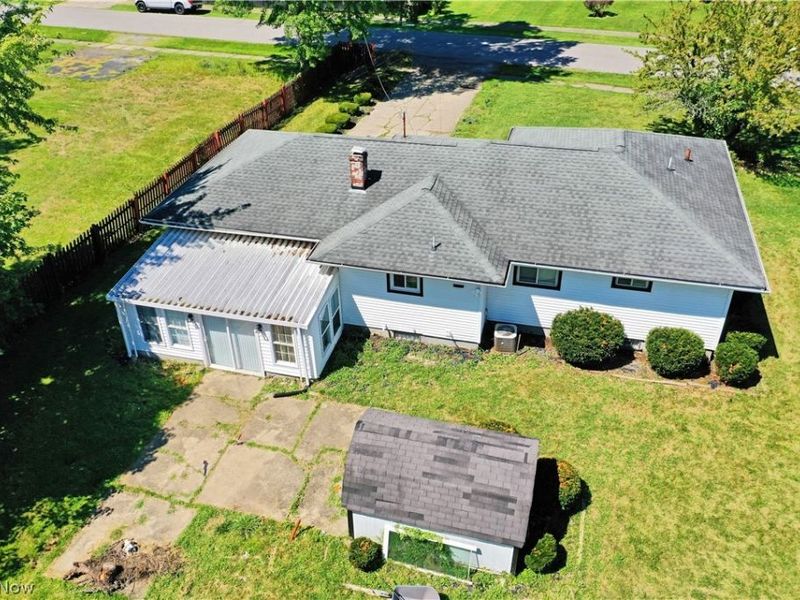 3046 Lynwood Drive NW, Warren, OH 44485 Photo 39