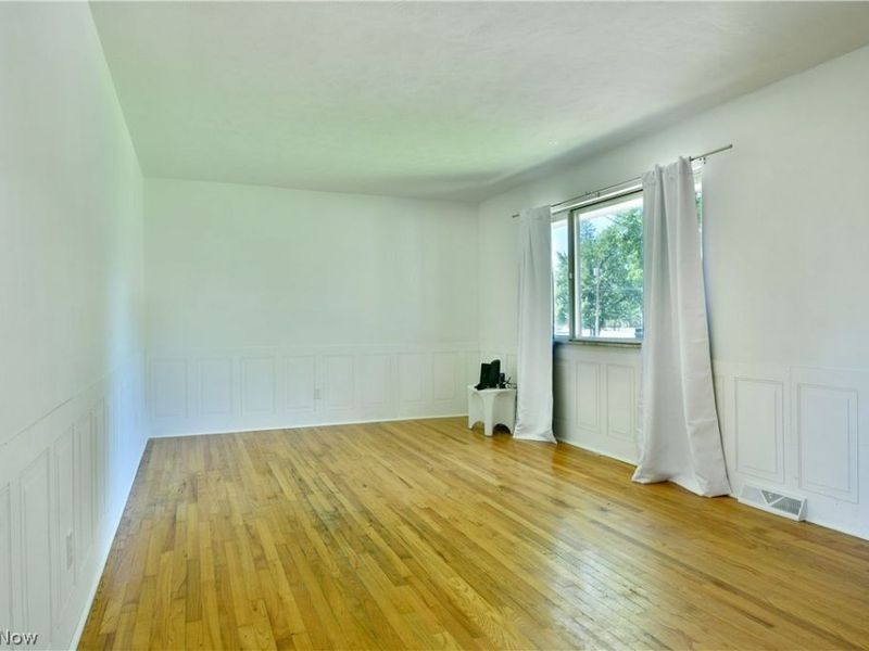 3046 Lynwood Drive NW, Warren, OH 44485 Photo 4