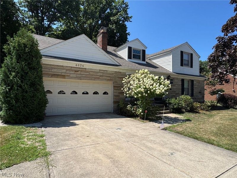 4624 Monticello Boulevard, South Euclid, OH 44143 Photo 2