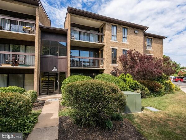 515 FLORIDA AVENUE, Unit 102, HERNDON, VA 20170