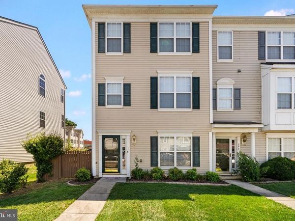 482 S CARLISLE STREET, GREENCASTLE, PA 17225
