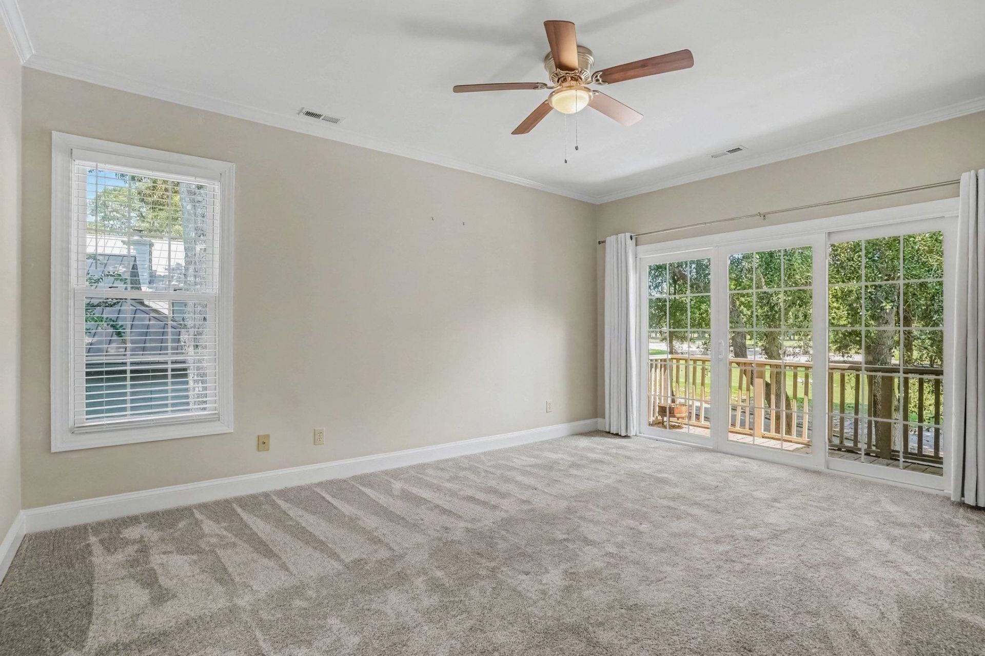 333 Golden Bear Dr.  Photo 9