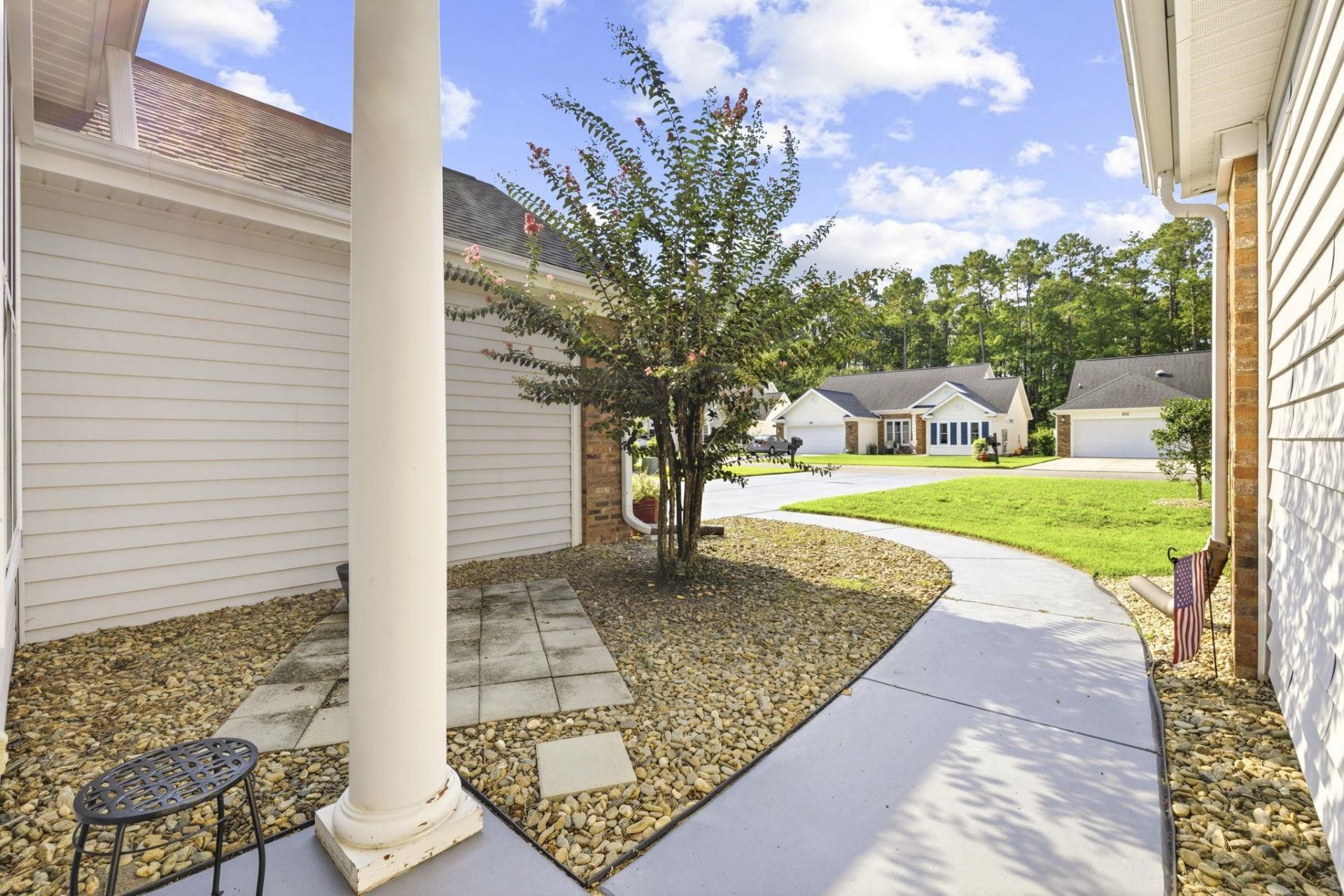 183 Glenwood Dr.  Photo 38
