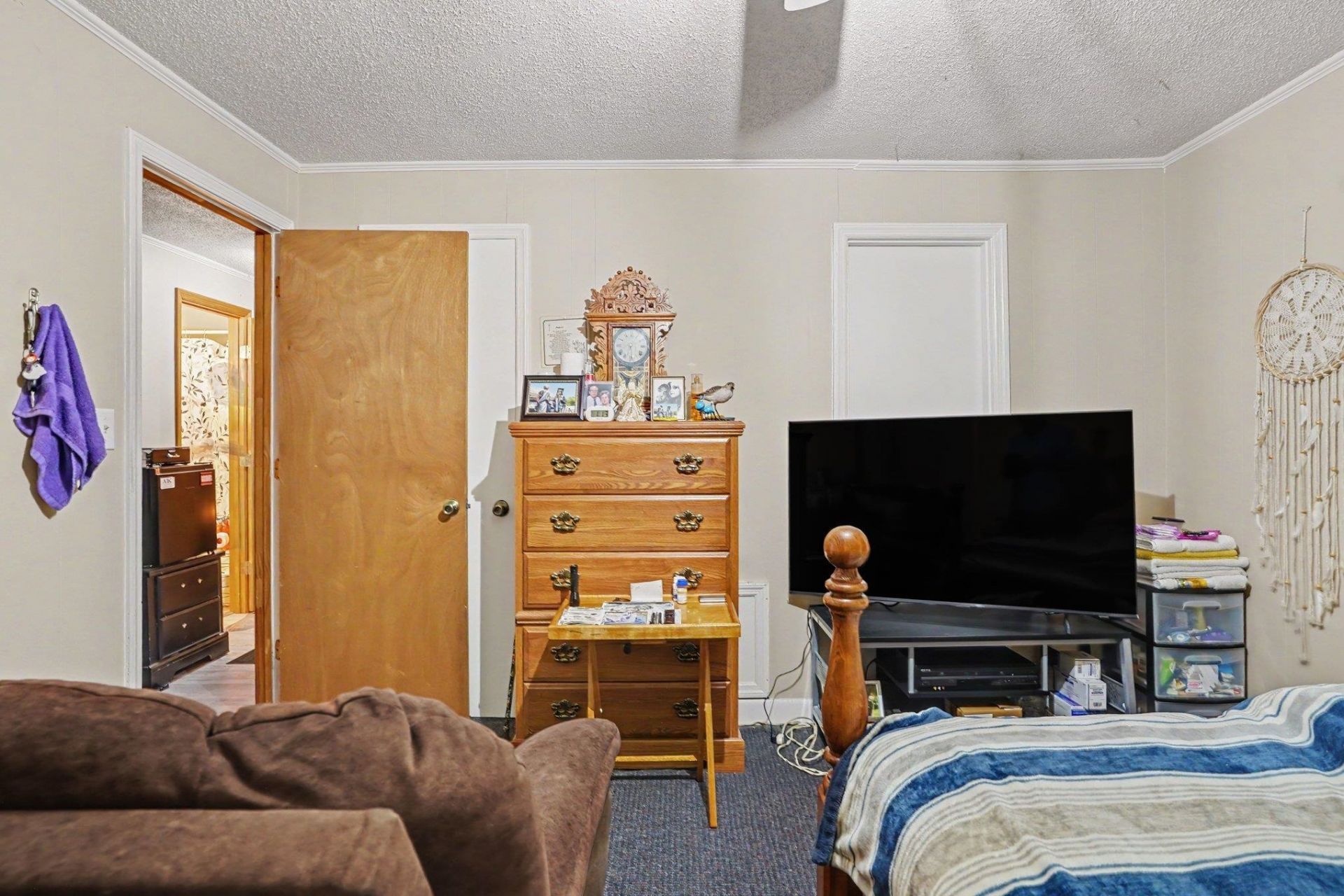 526 Boundary Ave. Photo 25