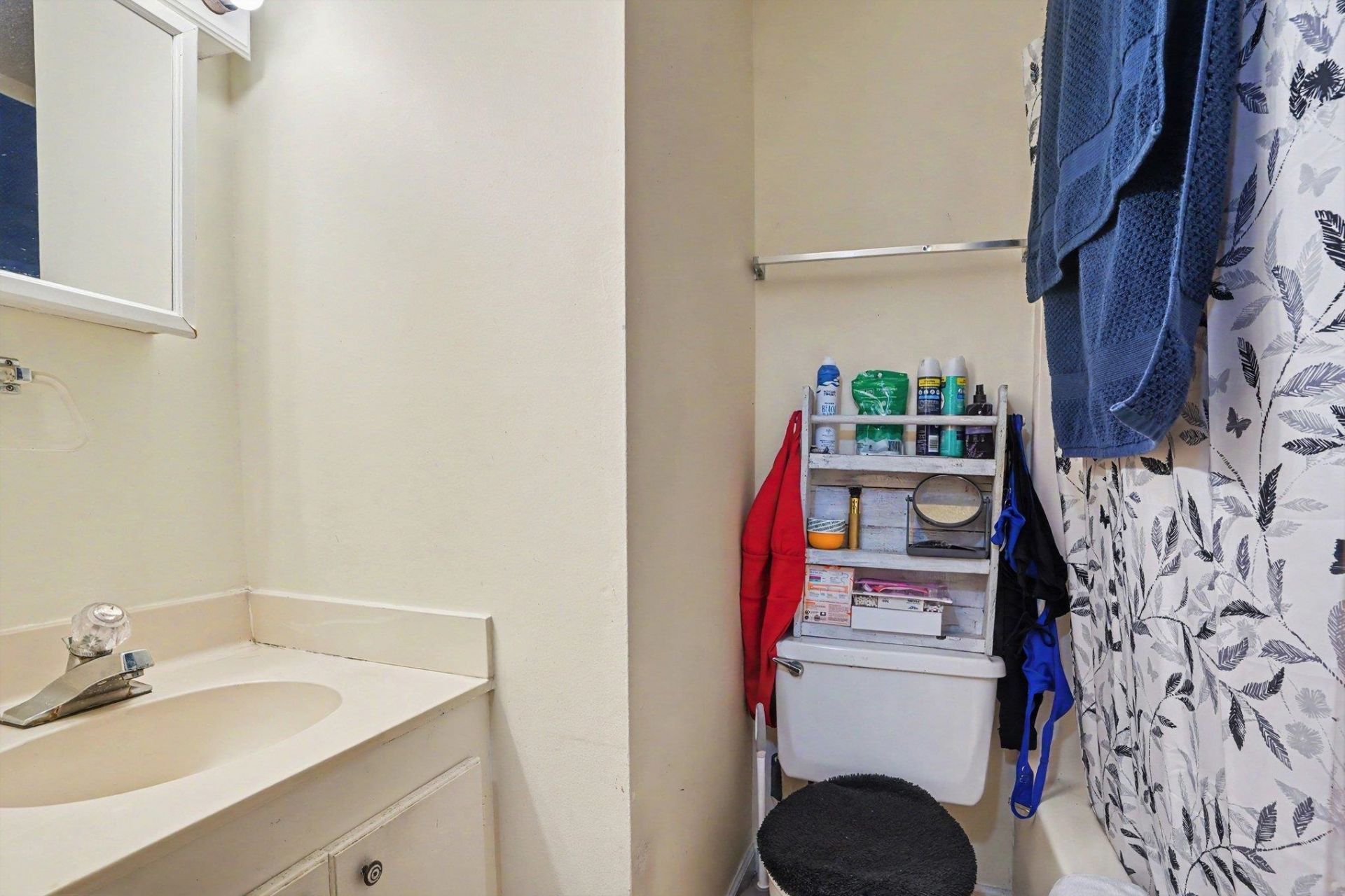 526 Boundary Ave. Photo 29