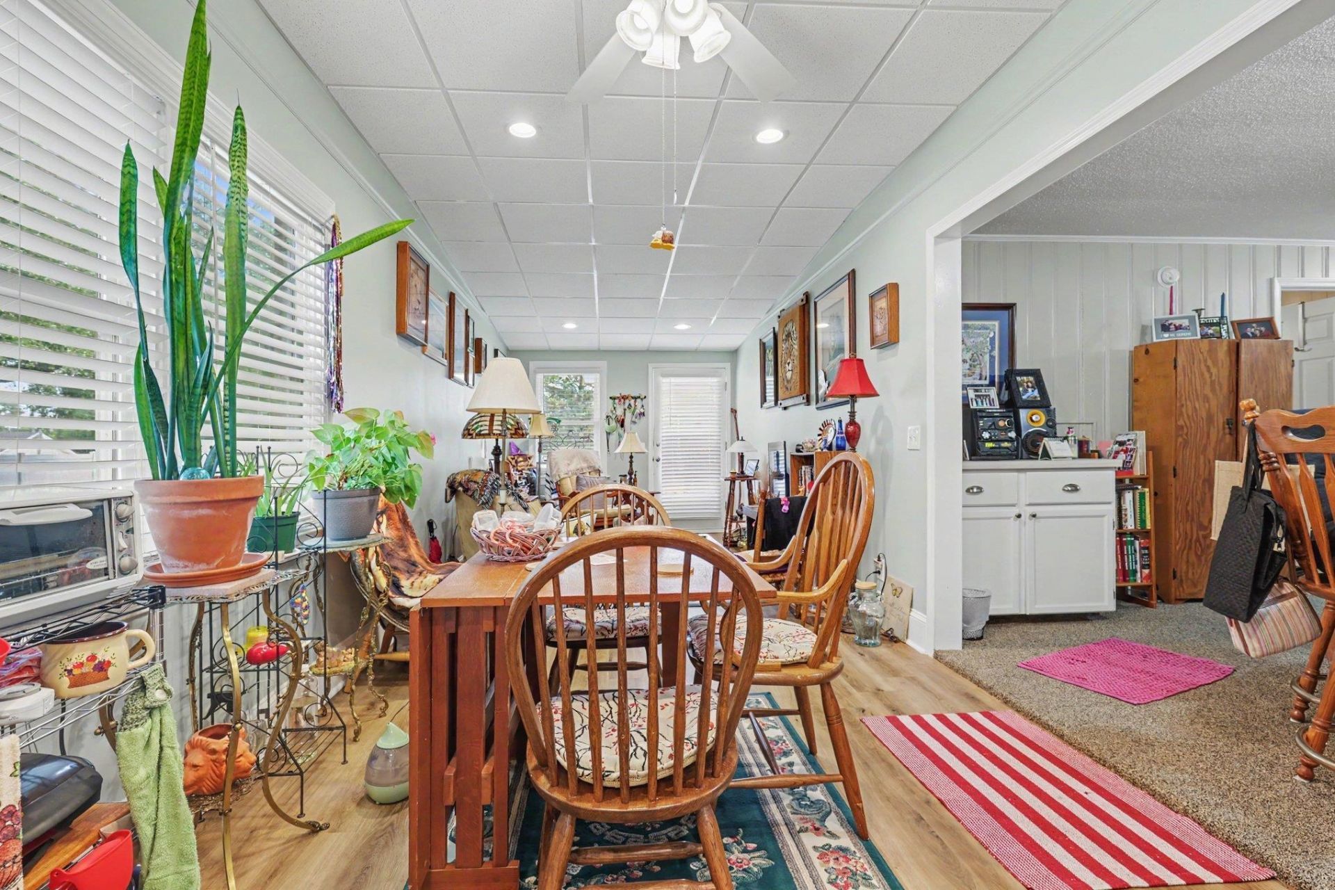 526 Boundary Ave. Photo 6