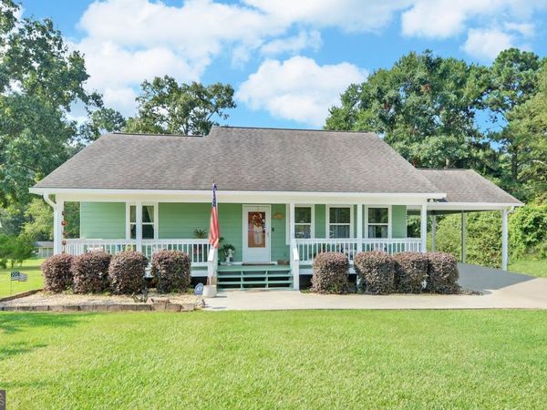 148 Brown Circle, Hartwell, GA 30643
