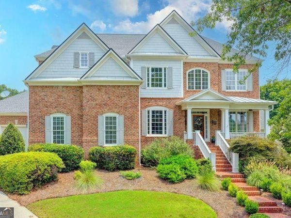 4825 Meadow Park Lane, Suwanee, GA 30024
