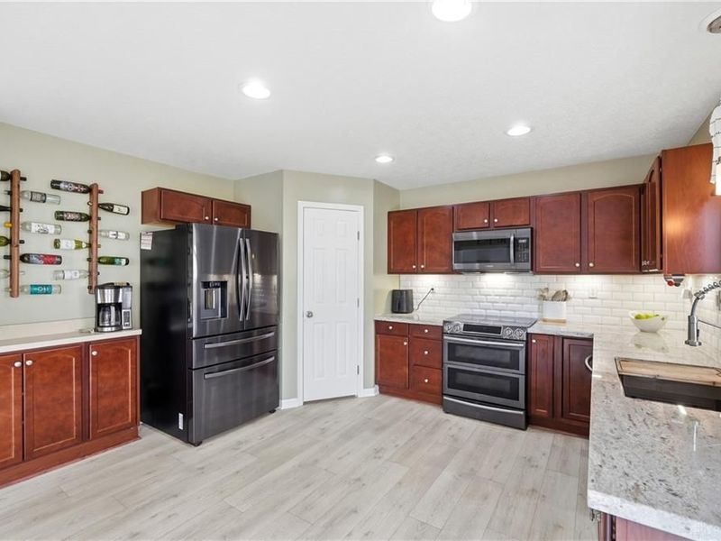 7719 Sycamore Woods Lane, Hamilton, OH 45011 Photo 16