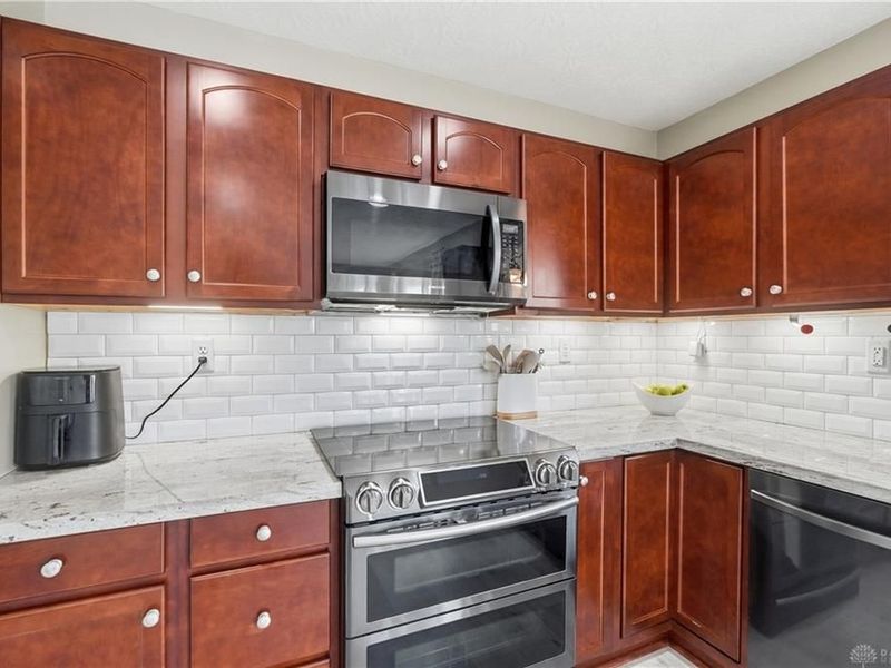 7719 Sycamore Woods Lane, Hamilton, OH 45011 Photo 19