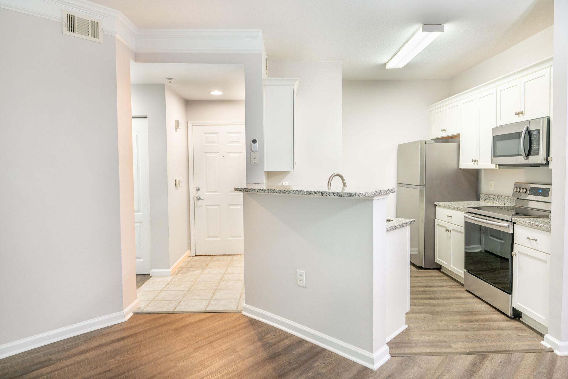 1300 Park West Boulevard Photo 7