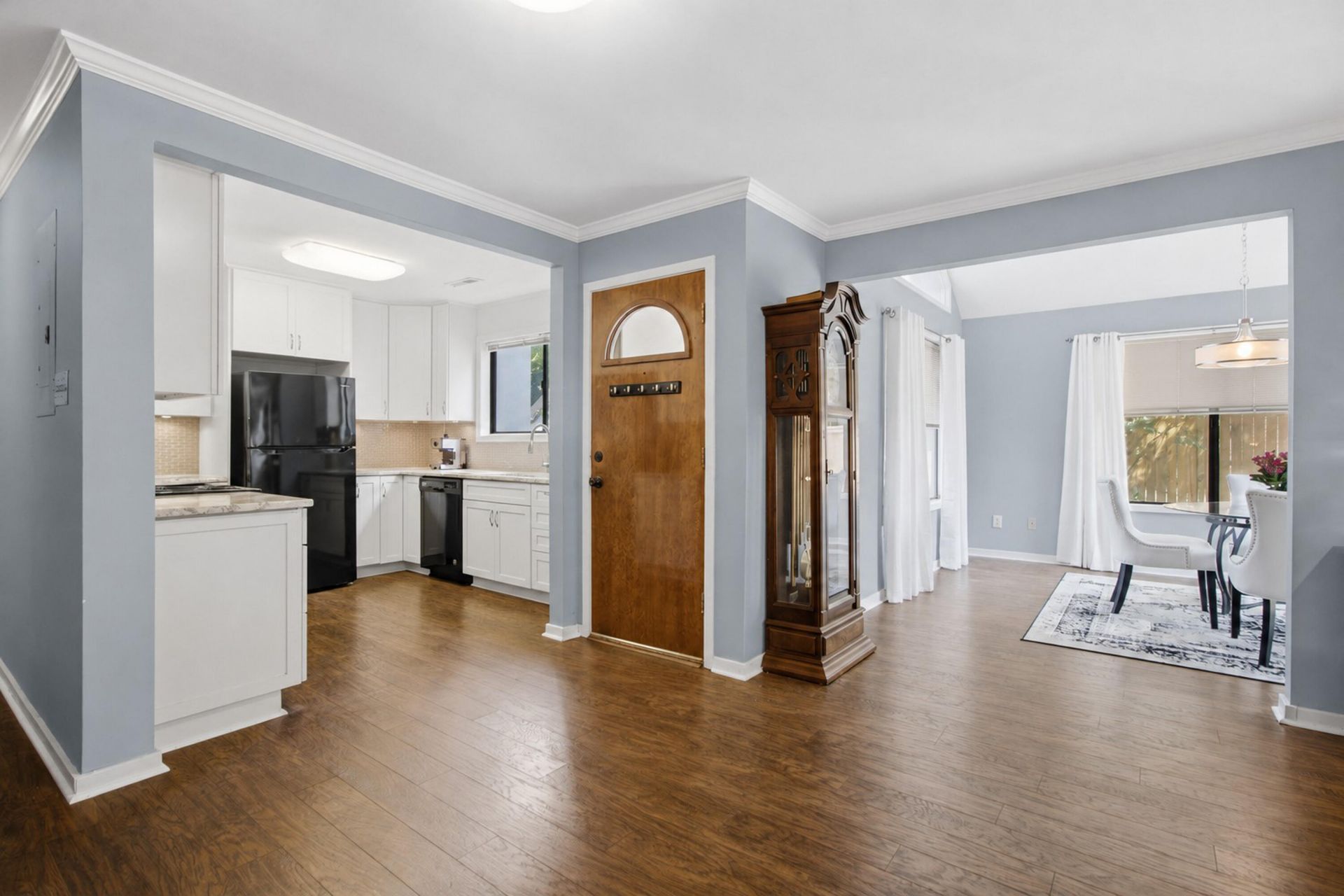312 Mallard Court Photo 7