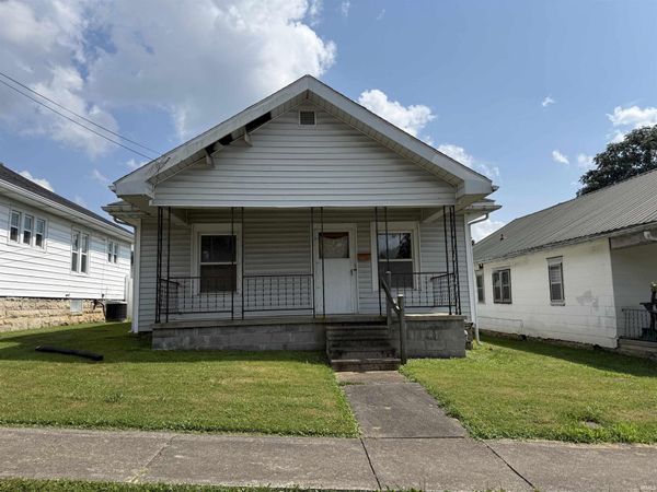 1222 9th St, Bedford, IN 47421