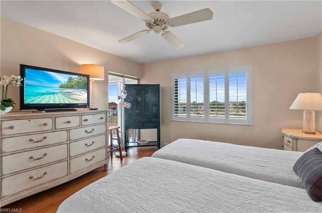 29 High Point Cir E, Unit 503, Naples, FL 34103 Photo
